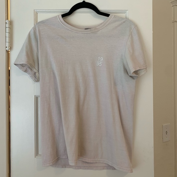 “Daydreamer” UO graphic tee - Picture 2 of 3